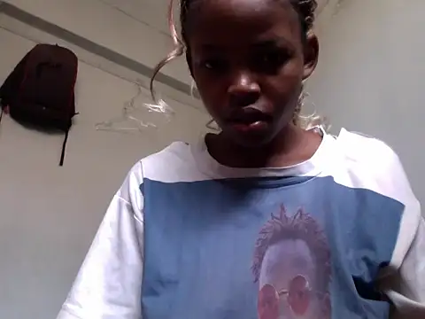 Snapshot of queen-sasha chatting on July 9, 2026, 8:18 am queen-sasha online show from July 9, 2026, 8:18 am