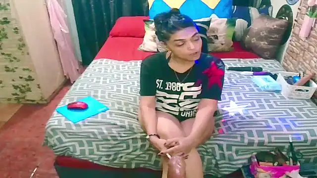 Snapshot of Indian_Blaze00 chatting on September 19, 2025, 12:34 am Indian Blaze00 online show from September 19, 2025, 12:34 am