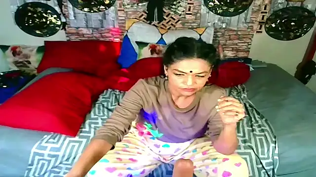 Snapshot of Indian_Blaze00 chatting on October 22, 2025, 10:53 pm Indian Blaze00 online show from October 22, 2025, 10:53 pm