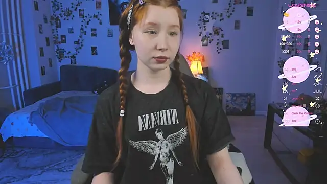 Snapshot of CallMeEffy1 chatting on October 26, 2025, 10:04 pm CallMeEffy1 online show from October 26, 2025, 10:04 pm