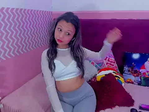 Snapshot of candysmitxxx chatting on December 28, 2024, 6:17 am candysmitxxx online show from December 28, 2024, 6:17 am