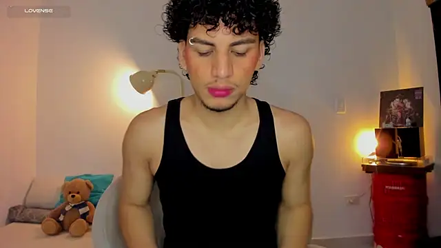 Snapshot of Curlblue chatting on September 30, 2025, 4:06 am Curlblue online show from September 30, 2025, 4:06 am