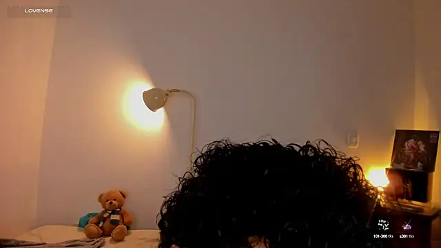 Snapshot of Curlblue chatting on October 1, 2025, 4:07 am Curlblue online show from October 1, 2025, 4:07 am