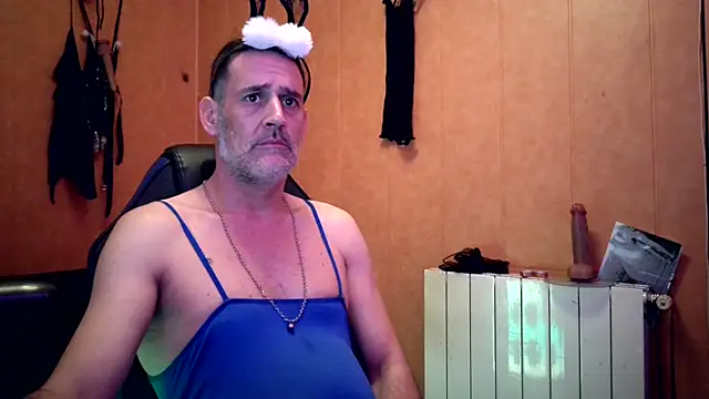 Lia Y PatrickX online show from February 3, 2025, 3:49 pm