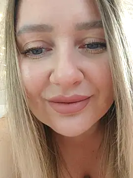 Snapshot of LadyLolyPop_ chatting on September 25, 2025, 2:15 am LadyLolyPop  online show from September 25, 2025, 2:15 am