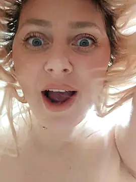 LadyLolyPop  online show from March 1, 2026, 4:03 am