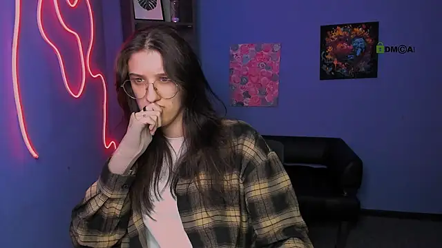 scarlet mooore online show from April 2, 2026, 9:45 pm