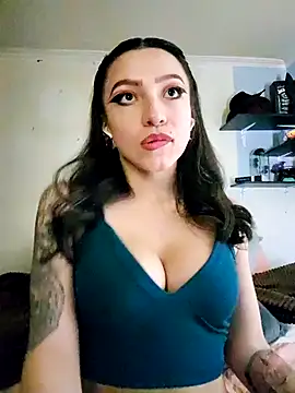 Paudelatorre online show from April 23, 2026, 10:23 pm