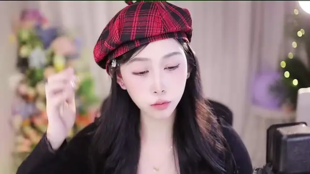 SleepArtist online show from January 8, 2025, 1:11 am