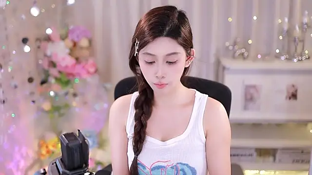 SleepArtist online show from October 8, 2025, 1:20 pm