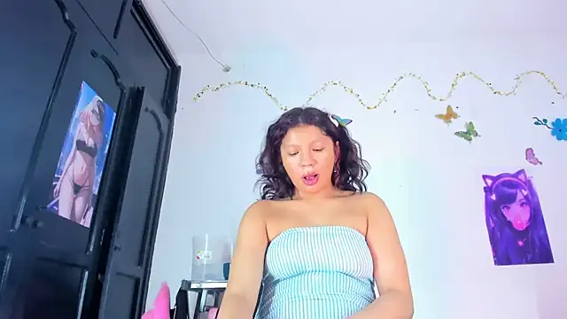 Emily Coper18 online show from February 8, 2025, 4:57 pm