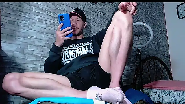 bulguehot online show from January 5, 2025, 1:13 am