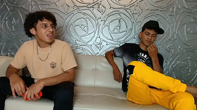Sex orgy01 online show from May 8, 2026, 7:19 pm