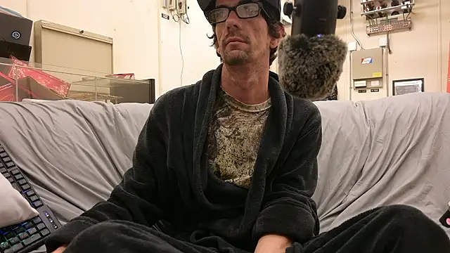 Snapshot of joeiandola chatting on February 20, 2026, 5:24 pm joeiandola online show from February 20, 2026, 5:24 pm