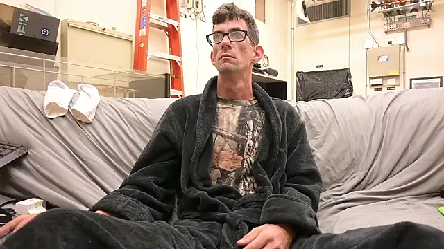 Snapshot of joeiandola chatting on March 1, 2026, 5:26 pm joeiandola online show from March 1, 2026, 5:26 pm