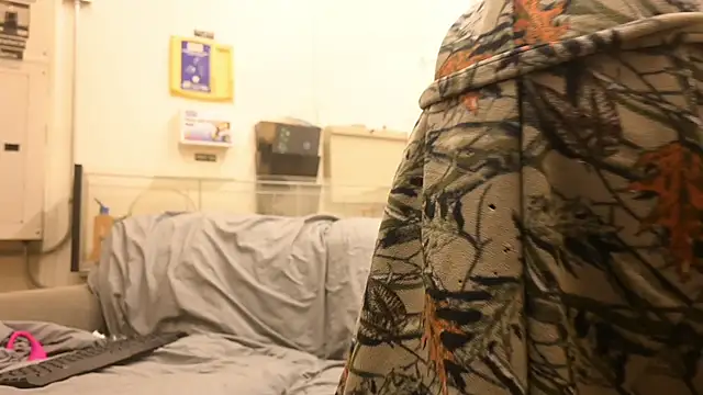 Snapshot of joeiandola chatting on March 18, 2026, 6:33 pm joeiandola online show from March 18, 2026, 6:33 pm