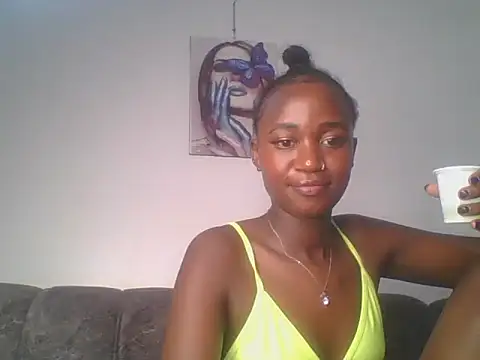 MissLilly1 online show from February 18, 2025, 8:25 pm