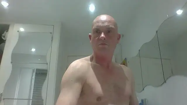 mrtickle0025 online show from November 5, 2025, 9:31 am