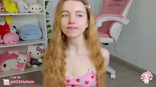 petiteluluxx online show from December 2, 2024, 9:24 am