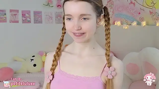 petiteluluxx online show from February 16, 2025, 9:04 am