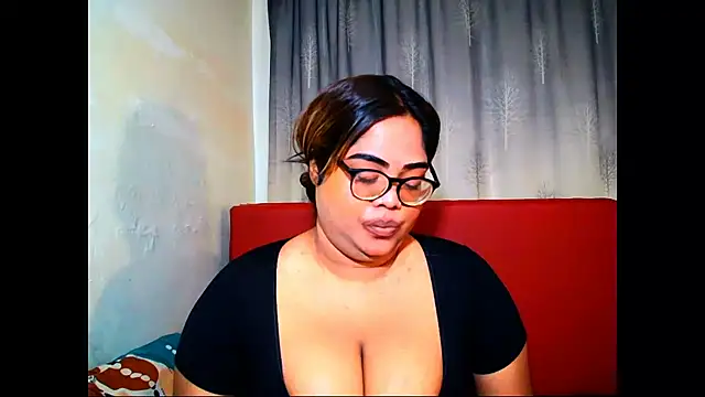 Indian Lola00 online show from July 8, 2026, 5:50 pm