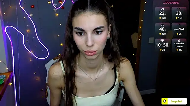 Snapshot of EmmyGreans chatting on September 30, 2025, 12:10 pm EmmyGreans online show from September 30, 2025, 12:10 pm