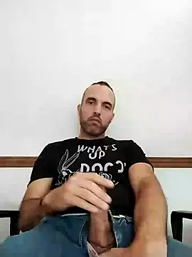 Snapshot of leon3875 chatting on January 9, 2025, 3:12 pm leon3875 online show from January 9, 2025, 3:12 pm