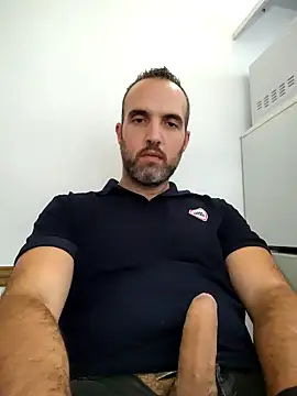 Snapshot of leon3875 chatting on February 27, 2025, 3:48 pm leon3875 online show from February 27, 2025, 3:48 pm