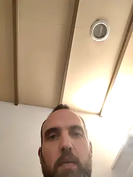 Snapshot of leon3875 chatting on March 14, 2025, 3:25 pm leon3875 online show from March 14, 2025, 3:25 pm