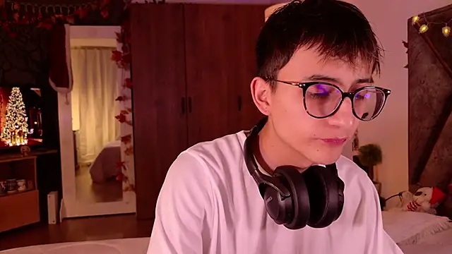 Mr evan1 online show from December 2, 2024, 11:56 am