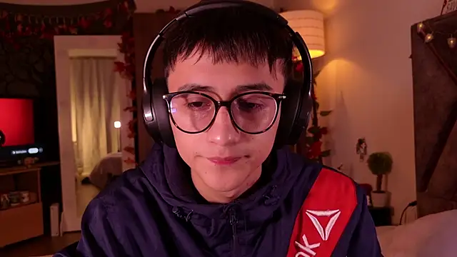 Mr evan1 online show from December 11, 2024, 12:23 pm