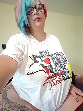 Snapshot of Escarlate4you_ chatting on February 28, 2026, 9:43 am Escarlate4you online show from February 28, 2026, 9:43 am