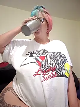 Snapshot of Escarlate4you_ chatting on March 1, 2026, 9:55 am Escarlate4you online show from March 1, 2026, 9:55 am