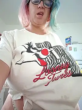 Snapshot of Escarlate4you_ chatting on March 22, 2026, 9:45 am Escarlate4you online show from March 22, 2026, 9:45 am