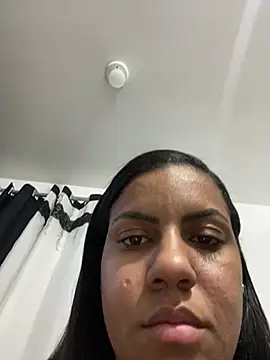 Snapshot of Bella_Anjoss chatting on July 12, 2026, 1:07 am Bella Anjoss online show from July 12, 2026, 1:07 am
