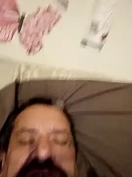 FuckMeDaddy9900 online show from April 14, 2026, 3:23 am