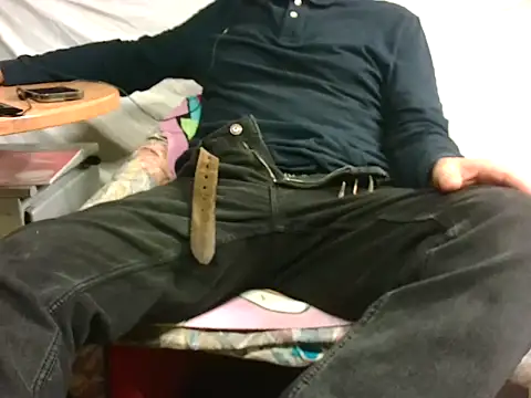 Giulio35 Pika online show from December 4, 2025, 4:16 pm