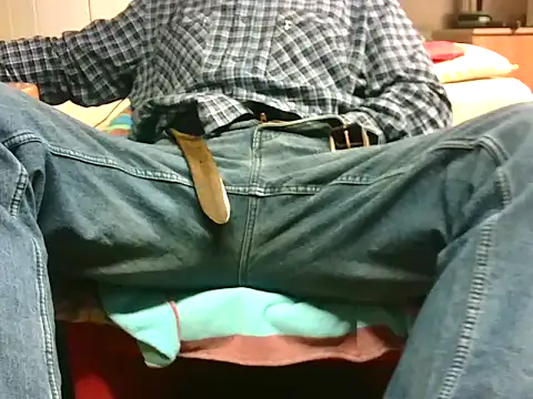 Giulio35 Pika online show from February 28, 2026, 5:19 am