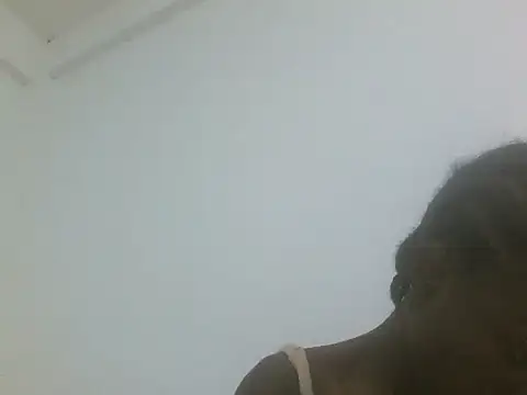 Snapshot of hey_its_andreana chatting on May 11, 2026, 7:11 pm hey its andreana online show from May 11, 2026, 7:11 pm