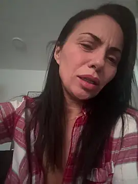 KimKelly13 online show from January 16, 2025, 8:00 am