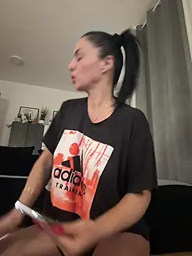KimKelly13 online show from January 22, 2025, 6:41 pm