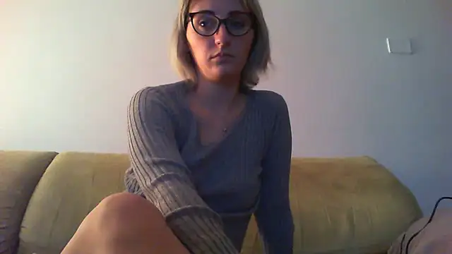sexy blondie92 online show from January 13, 2025, 10:24 pm