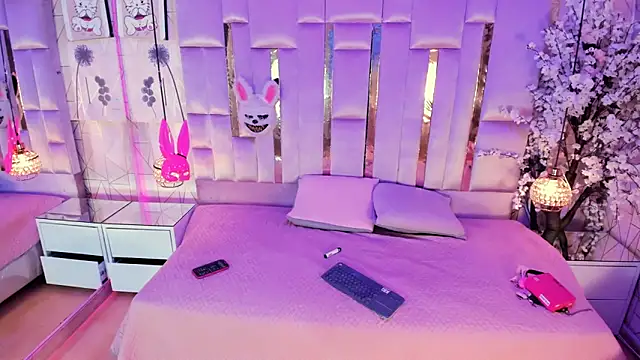 Broklinwhite  online show from February 21, 2026, 2:07 pm