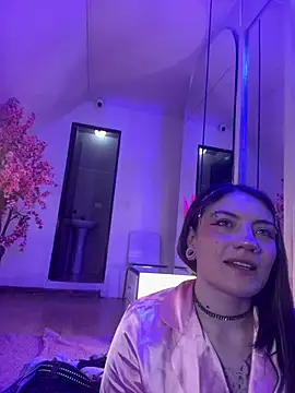 Broklinwhite  online show from July 24, 2026, 1:53 pm