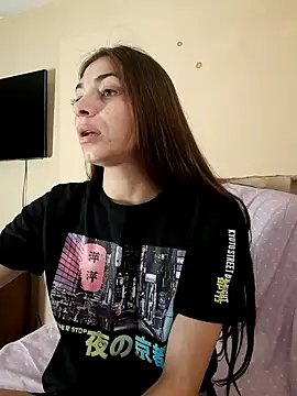 Snapshot of AntoniaHottie chatting on March 18, 2025, 8:47 am AntoniaHottie online show from March 18, 2025, 8:47 am
