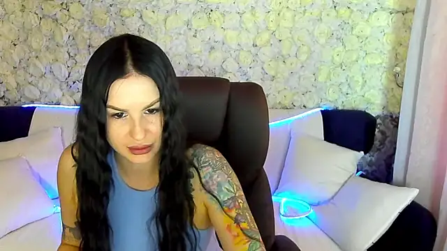 AmberDismond online show from May 8, 2026, 5:46 am