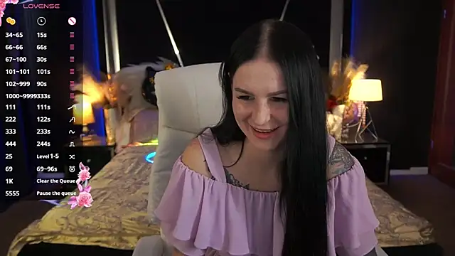 Snapshot of AmberDismond chatting on July 1, 2026, 5:53 am AmberDismond online show from July 1, 2026, 5:53 am