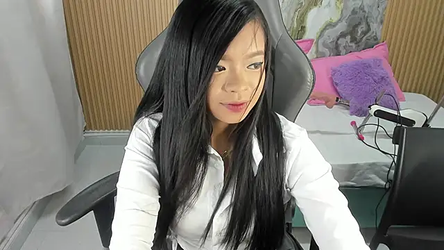 Lili 16 online show from January 22, 2025, 3:07 pm