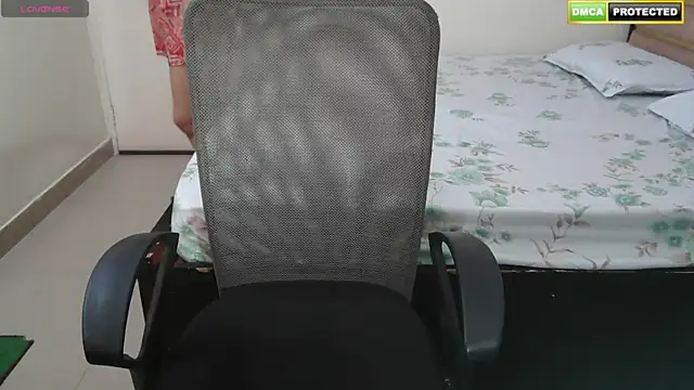 Snapshot of Annu-Darling chatting on January 15, 2025, 7:26 am Annu-Darling online show from January 15, 2025, 7:26 am