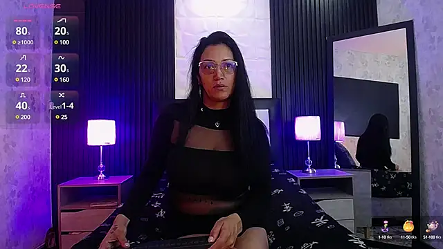 dayana mendoza69 online show from December 12, 2024, 12:33 pm